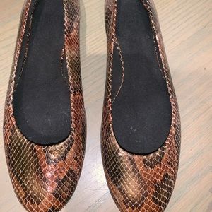 Snakeskin ballet flats
